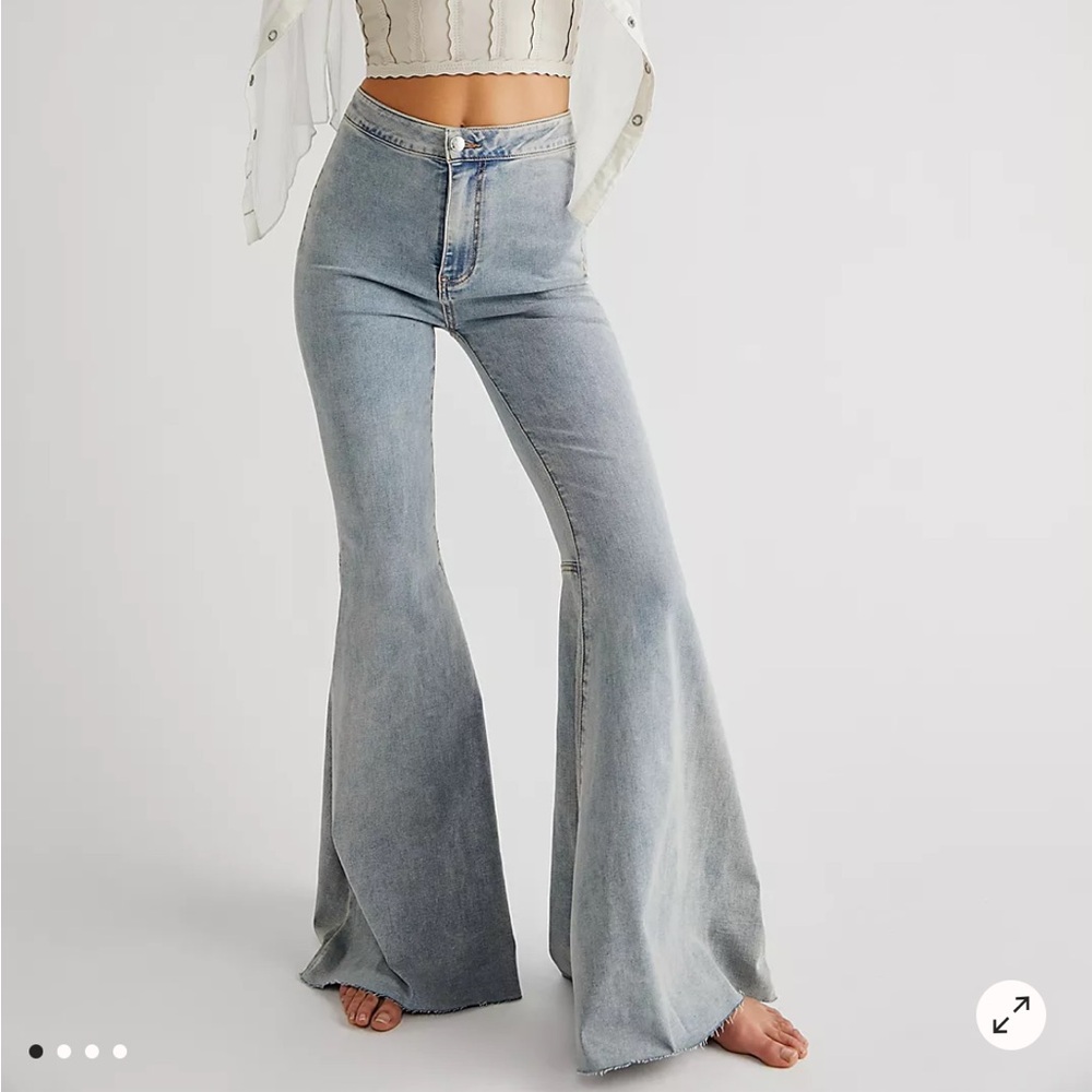 We the Free Free People Float On Flare Wide Leg Jeans Blue NWOT